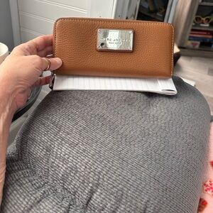 Marc Jacob’s Wallet PRISTINE CONDITION